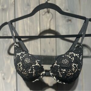 Victoria Secret Very Sexy Push up